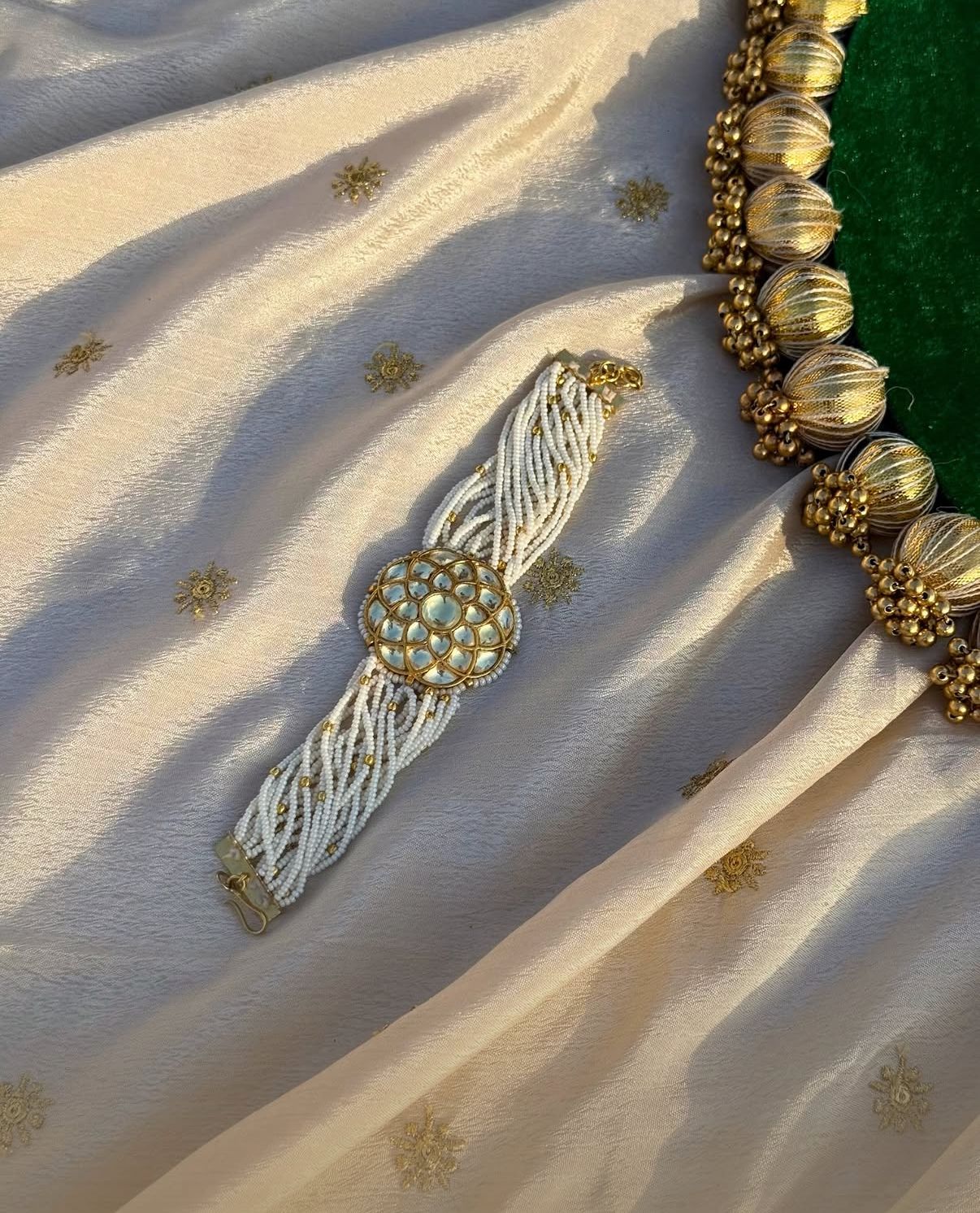 White Color Gold Plated Jadau Kundan Bracelet - BR108W