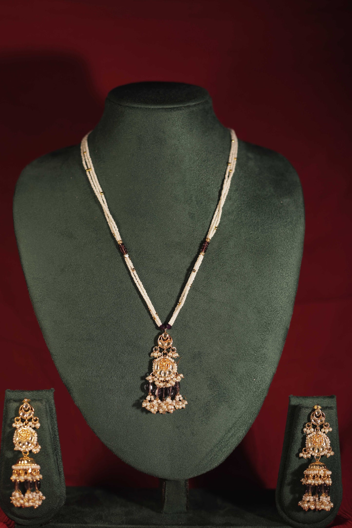 White Color Gold Plated Jadau Kundan Pendant Set - PS104MC