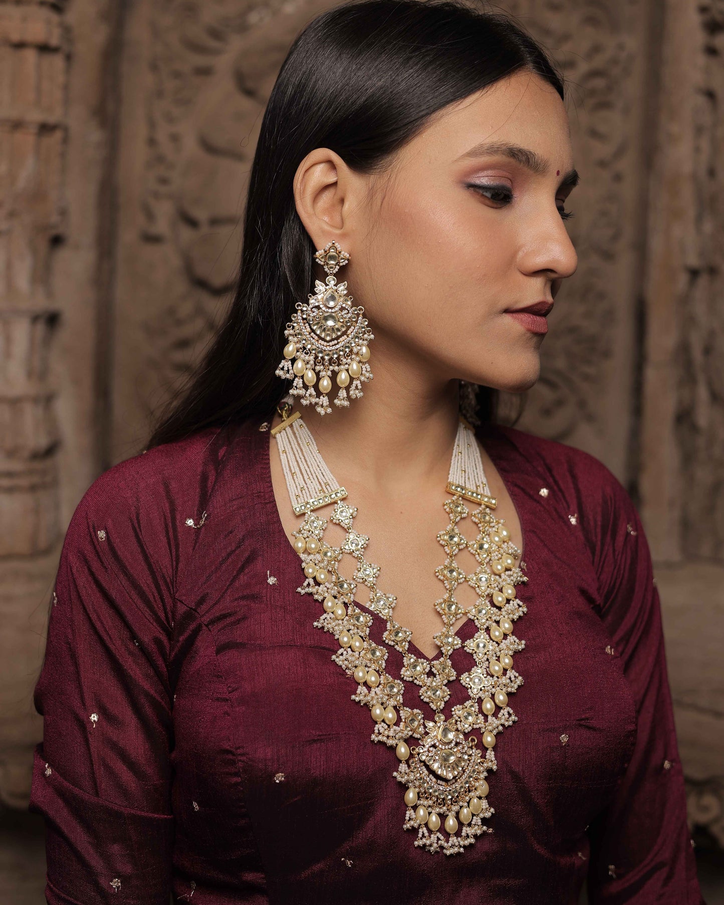 White Color Gold Plated Jadau Kundan Necklace Set - SET106W